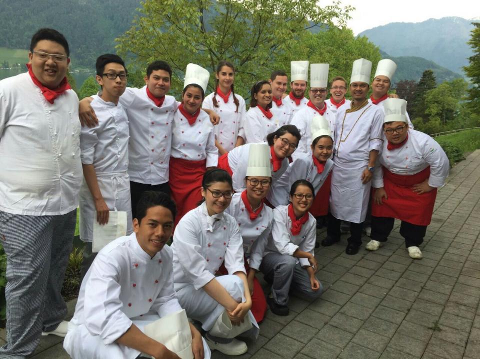 SGU Lecturer Teaches Traditional Indonesian Recipes at International Management Institute Switzerland