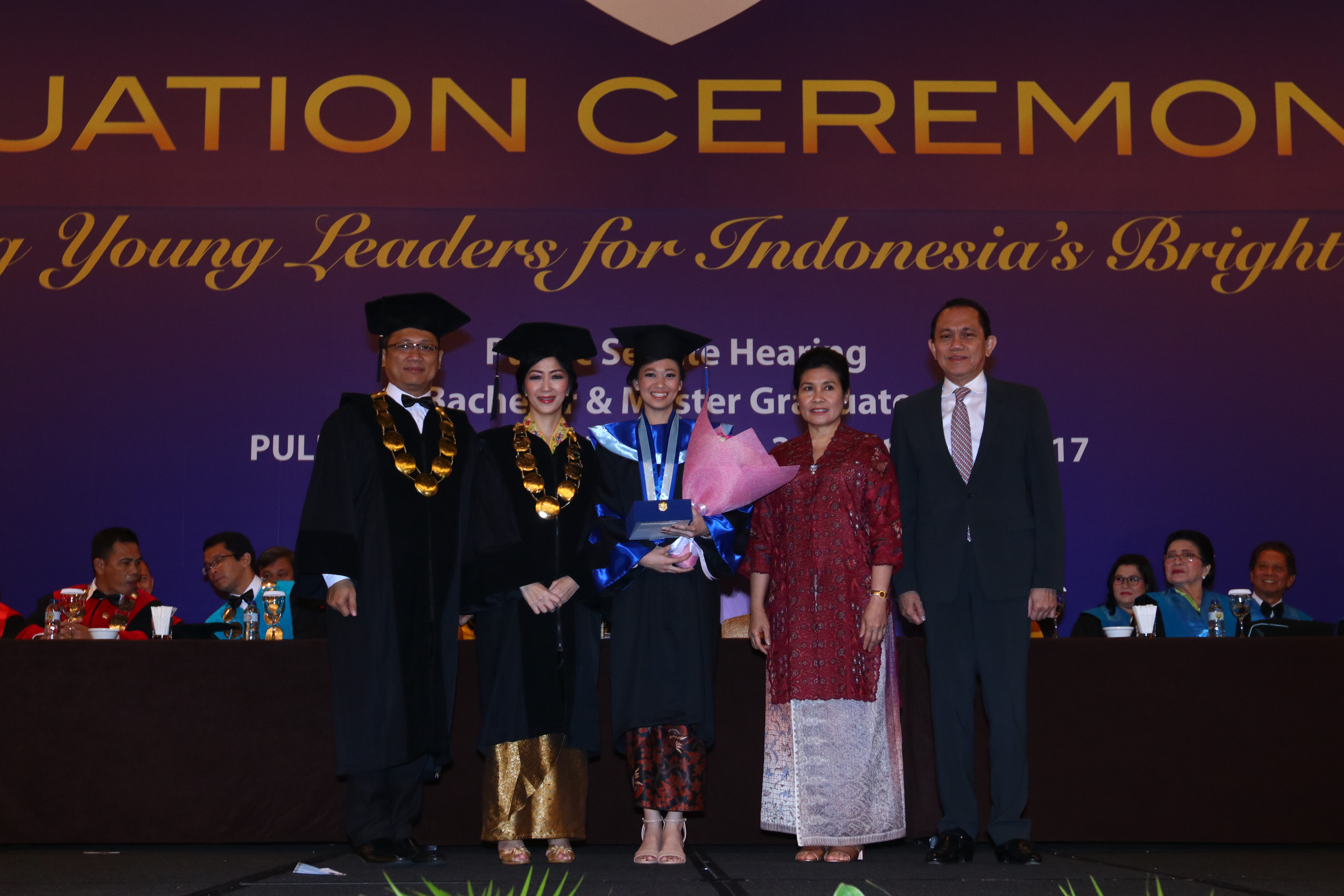 Universitas Internasional Pertama di Indonesia Luluskan Pemimpin Muda Indonesia yang Berkualitas dan Berdaya Saing Global