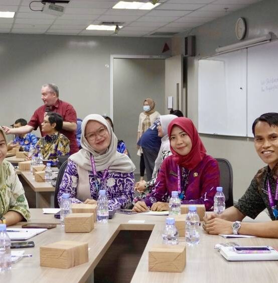 The Academic Research & Community  (ARCS) SGU Empowers Civil Servants Through Basic English Workshop