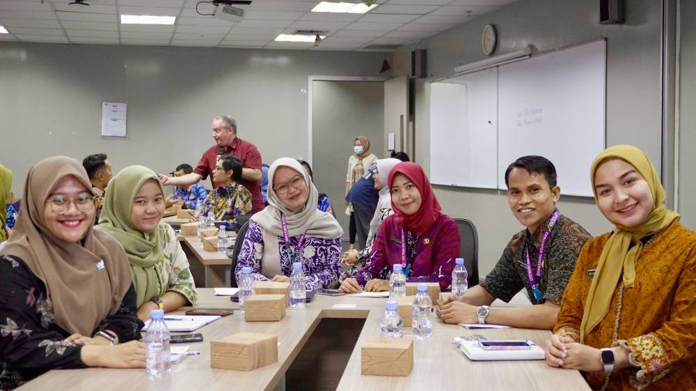 The Academic Research & Community  (ARCS) SGU Empowers Civil Servants Through Basic English Workshop